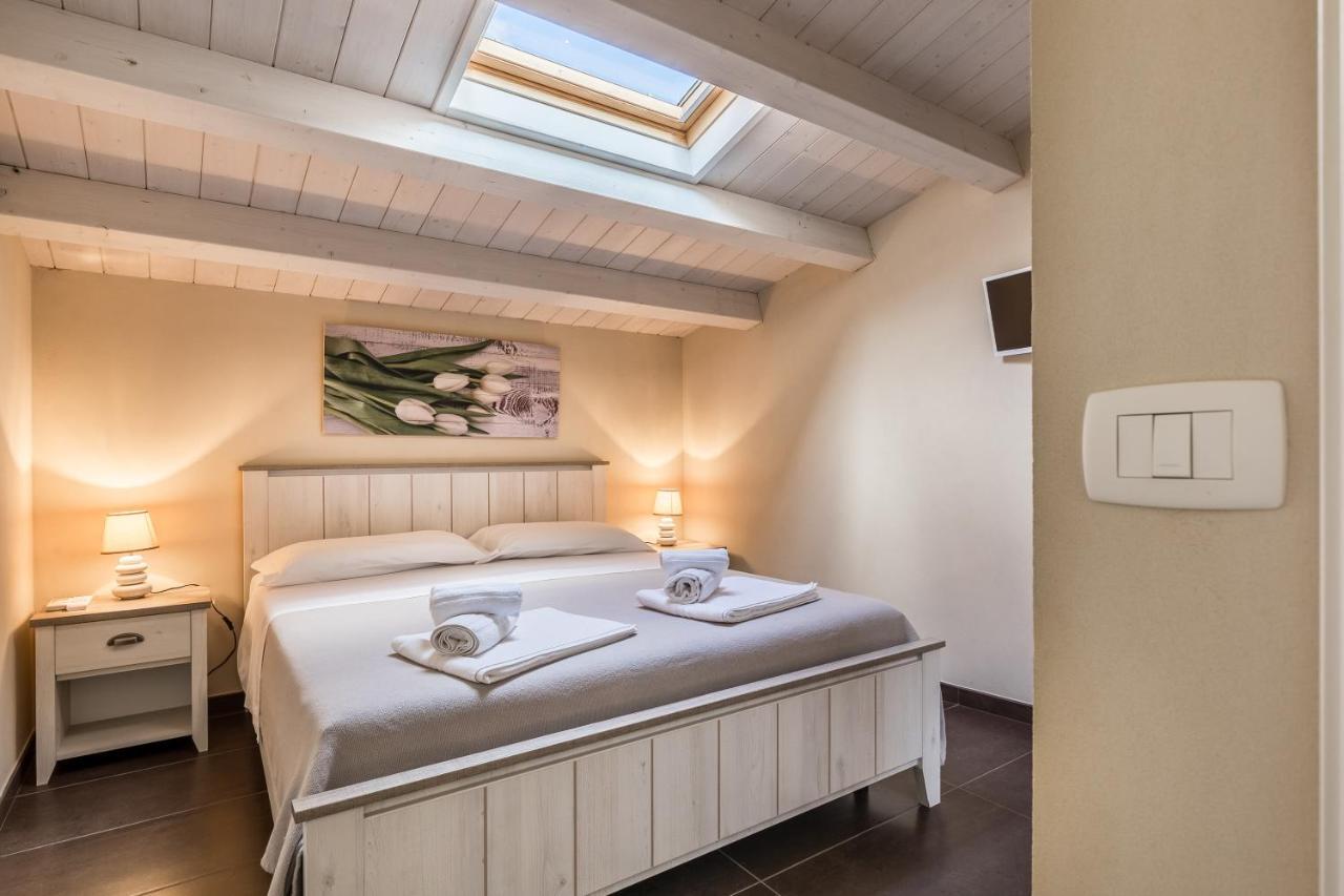 Modica For Family - Rooms And Apartments Exterior foto